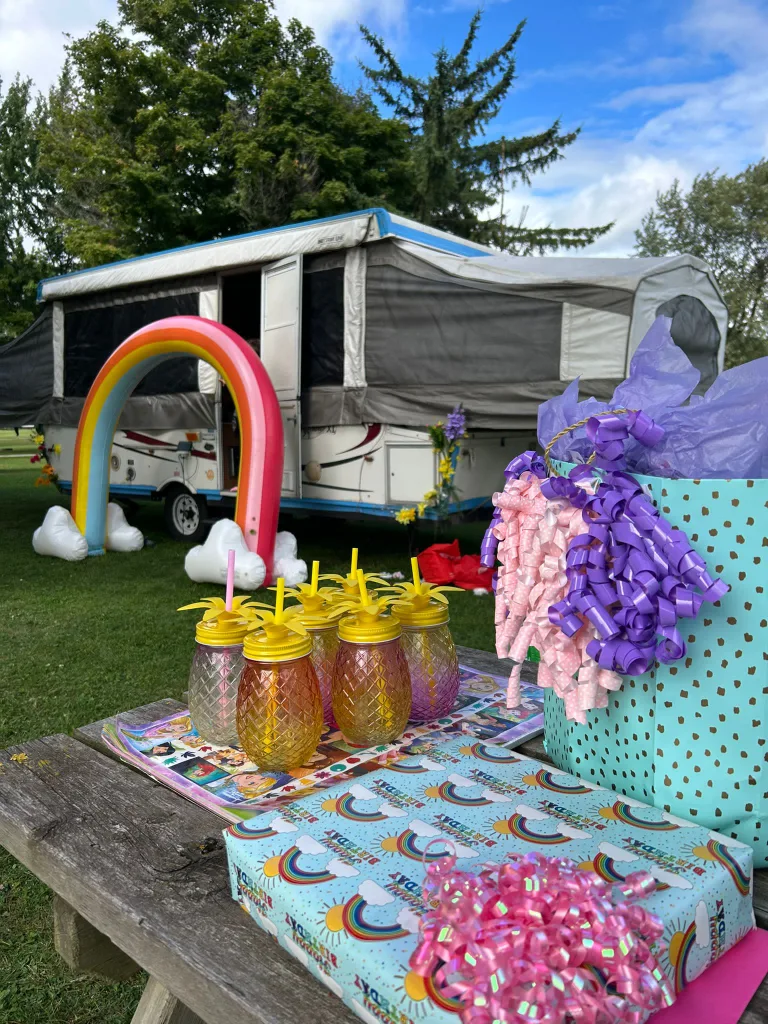 Mustang XL Pop-Up Camper image indicator(8)