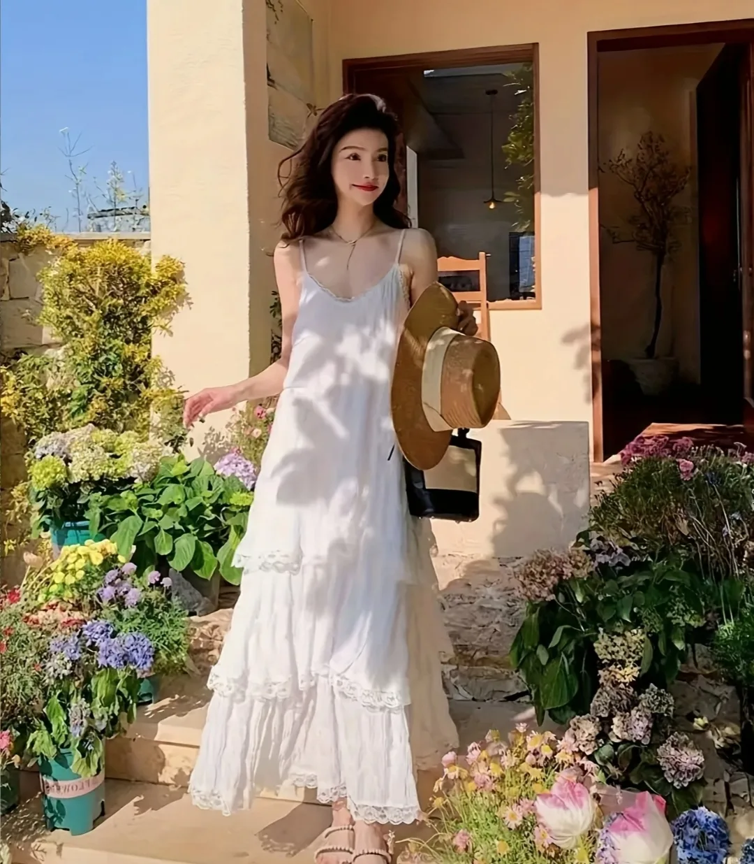 White Layered Dress image indicator(2)