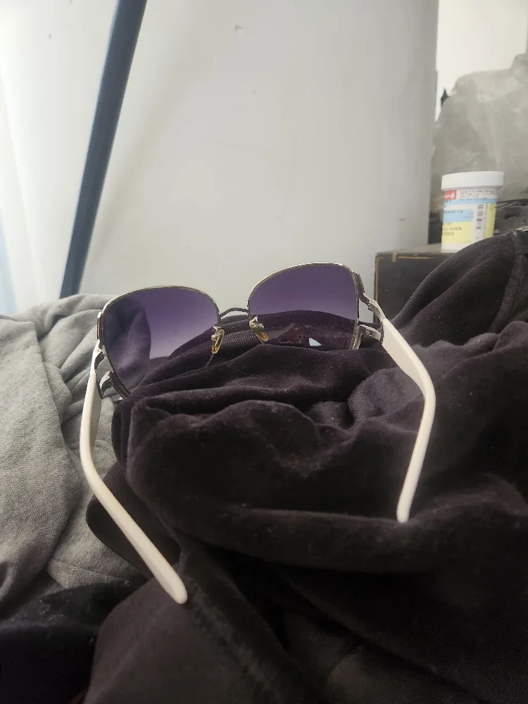 BVLGARI Sunglasses image indicator(3)