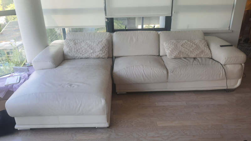 #free cycle  White Leather Sectional Sofa with Chaise - photo 2