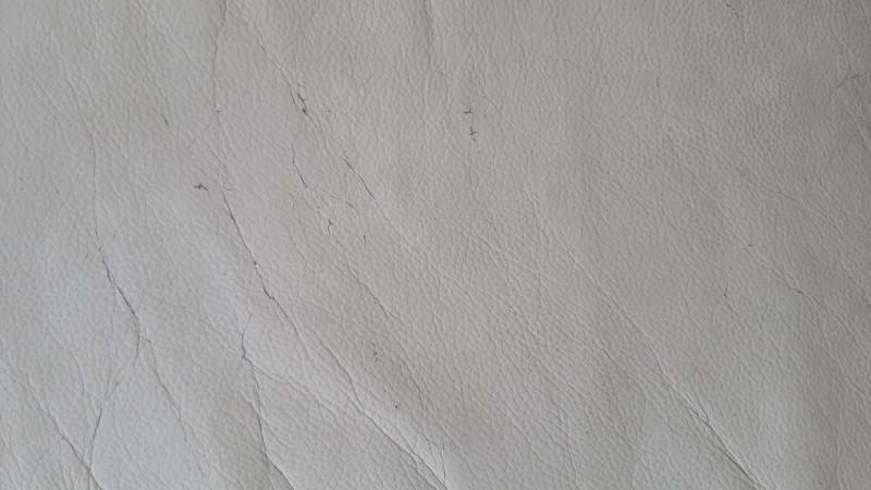 #free cycle  White Leather Sectional Sofa with Chaise - photo 5