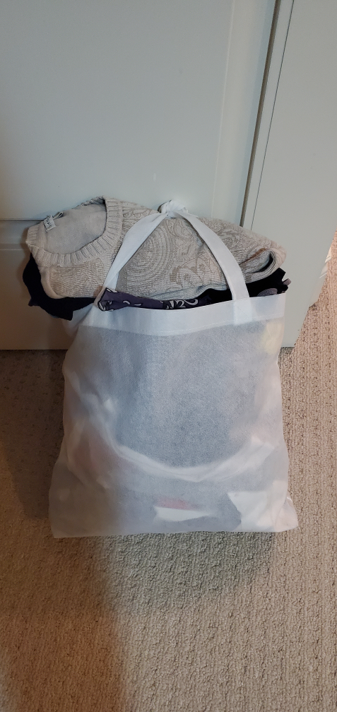 Bag of Womens Clothes - Assorted Seasons & Styles #freecycle