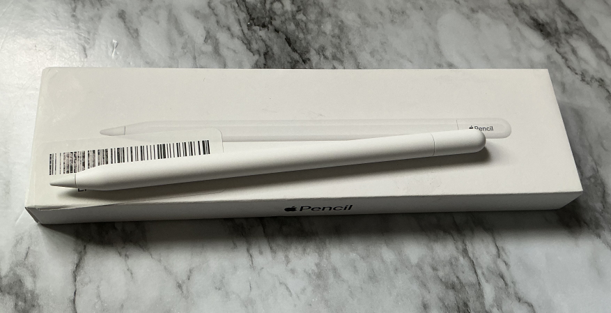 Apple Pencil USB-C like new full box