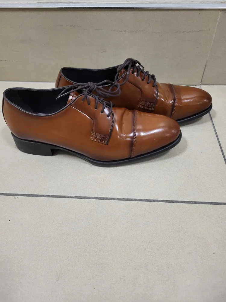 Zara Man Leather Shoes  Size: UK 39~US 7 image indicator(2)