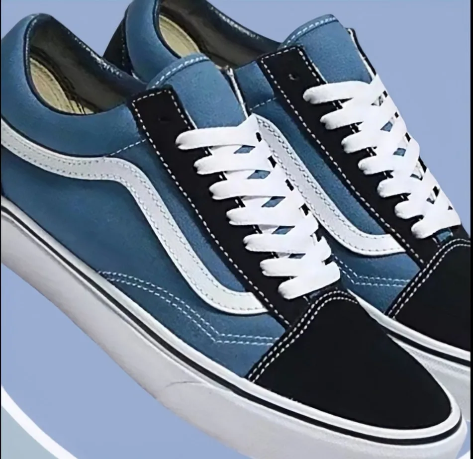 Unisex Vans Sneakers - Blue, Navy & White M 7 / W 8.5 image indicator(2)