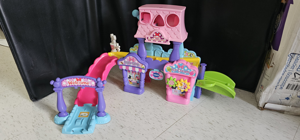 VTech Minnie Ice Cream Parlor Playset