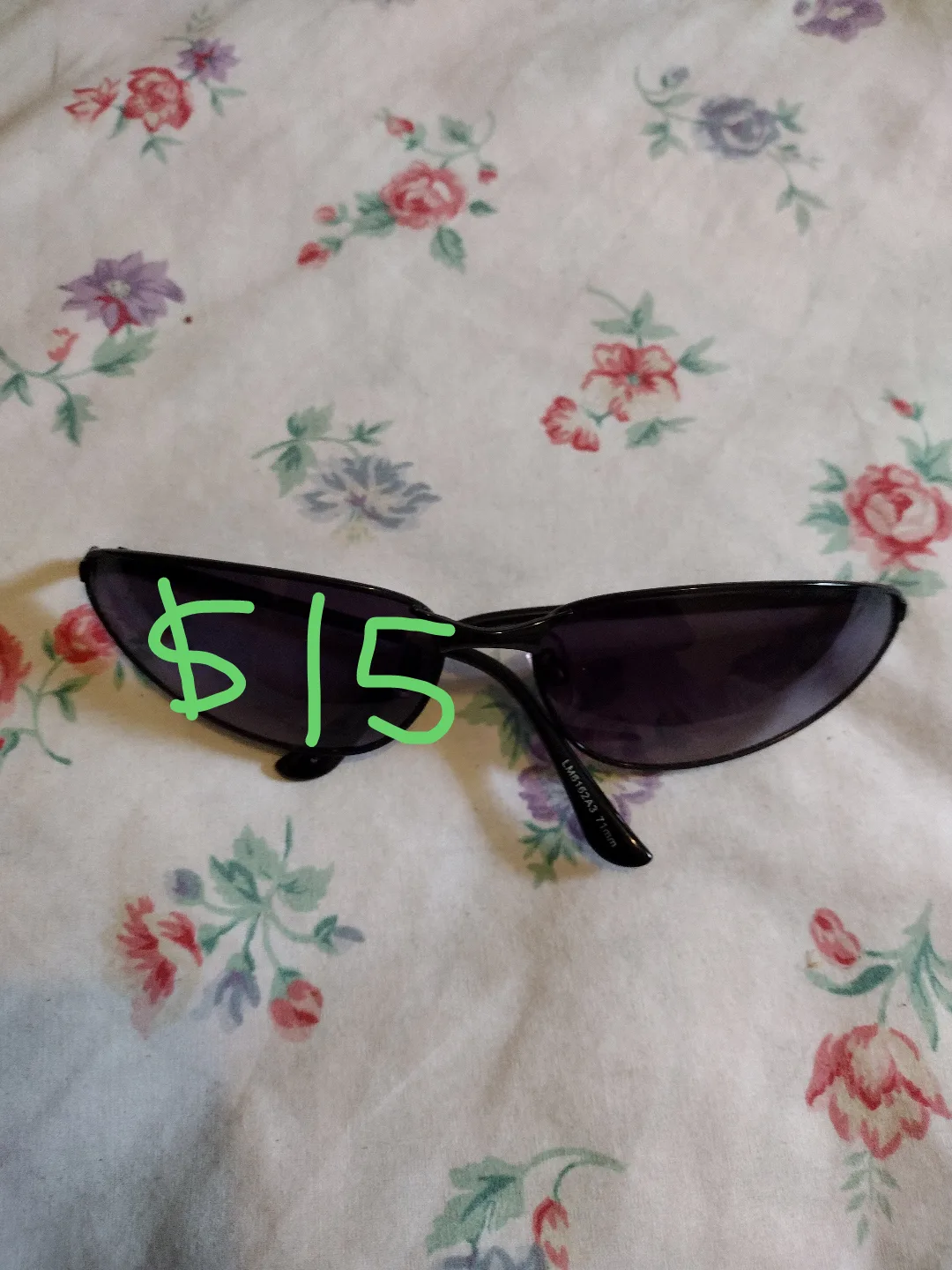 Sunglasses Lot 🕶️🕶️🕶️ image indicator(3)