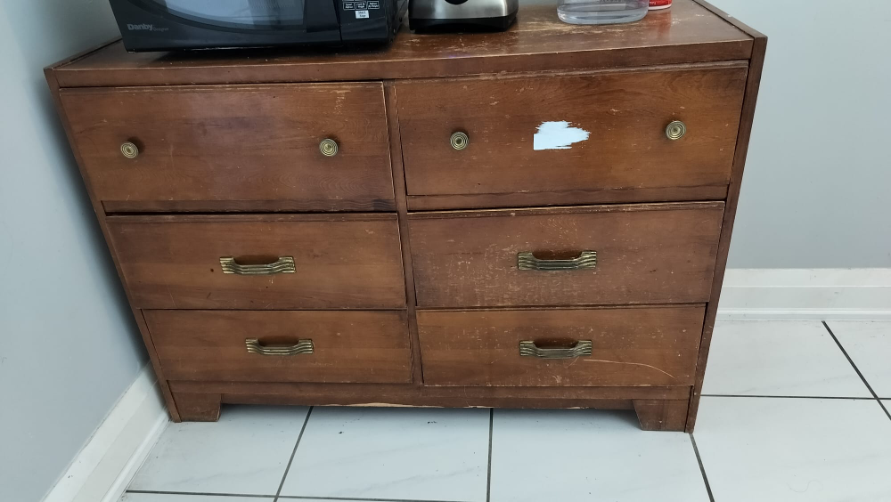 6 drawer Dresser