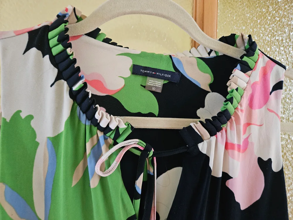 Tommy Hilfiger Floral Dress - Size 10 image indicator(2)