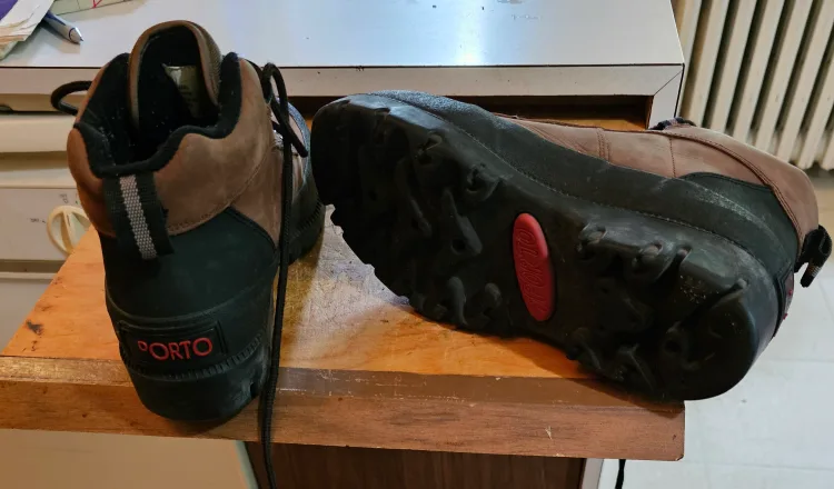 Porto Brown Leather Hiking Boots thumbnail