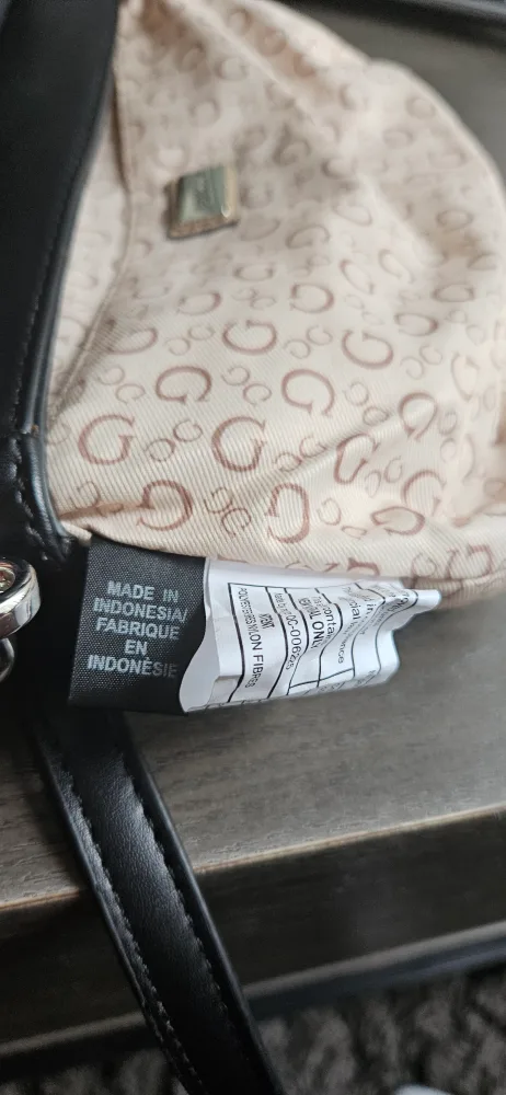 Guess Black Quilted Crossbody Bag image indicator(8)