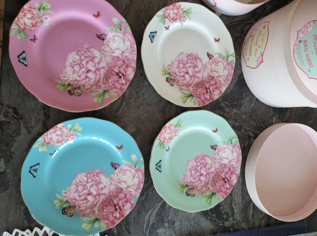 Royal Albert Miranda Kerr Plates (Set of 4) - photo 4