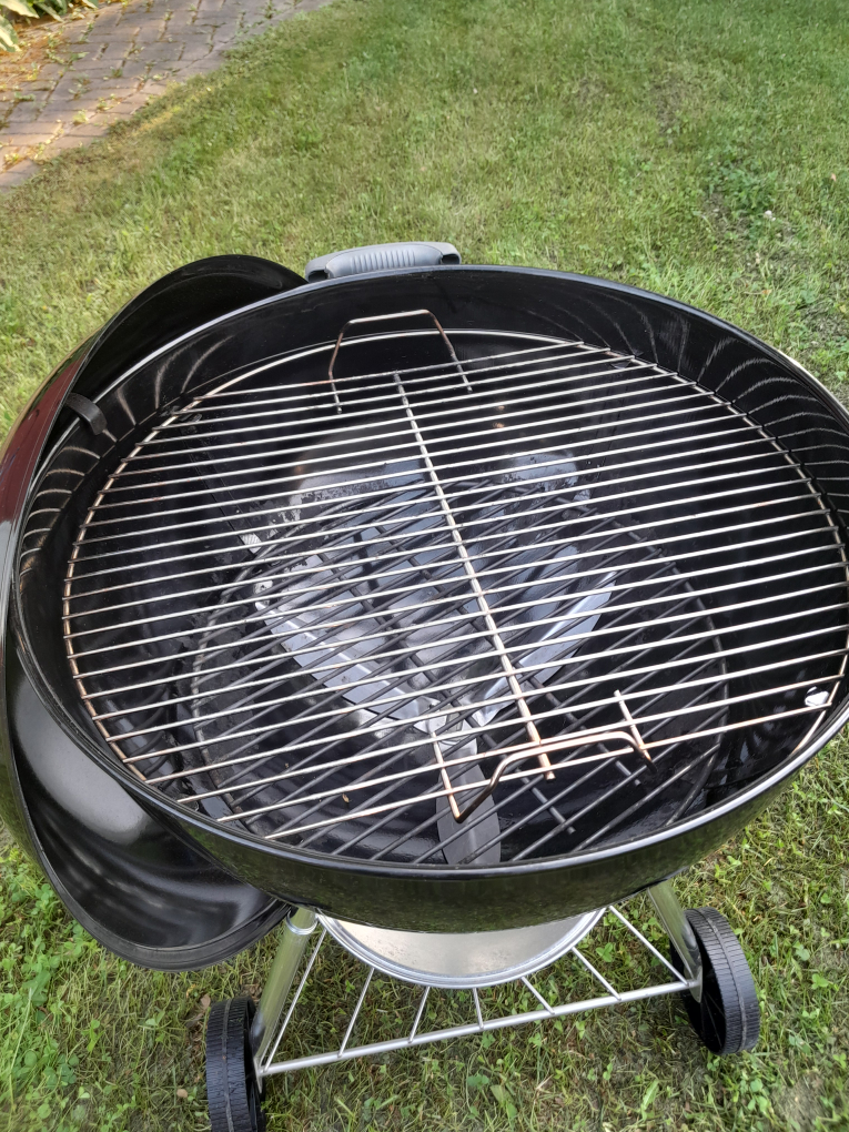 Weber Charcoal Kettle for Sale - photo 5