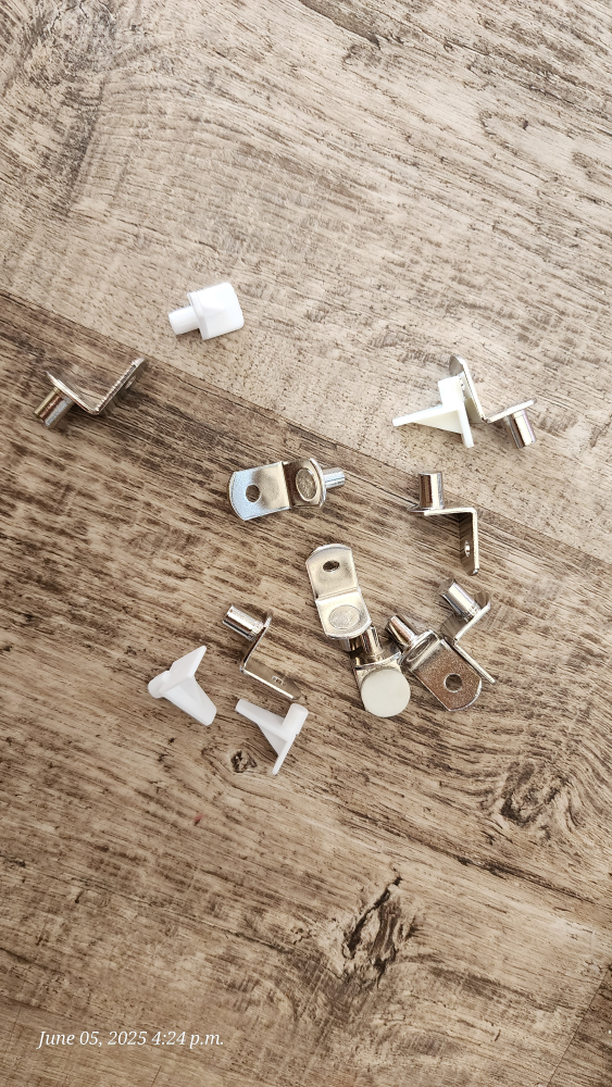 Shelf Supports and Pegs