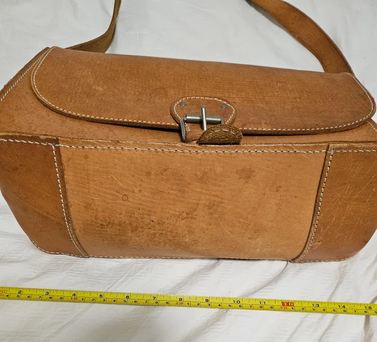 Vintage Brown Leather Shoulder Messenger image indicator(2)