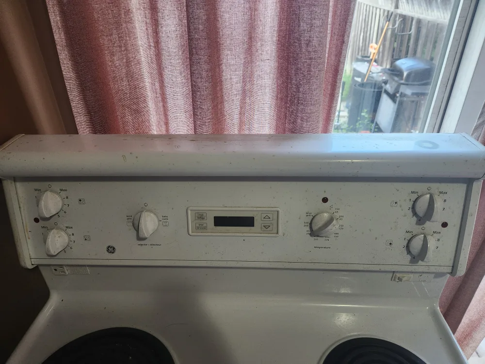 GE Electric Range - White (AS IS) image indicator(2)