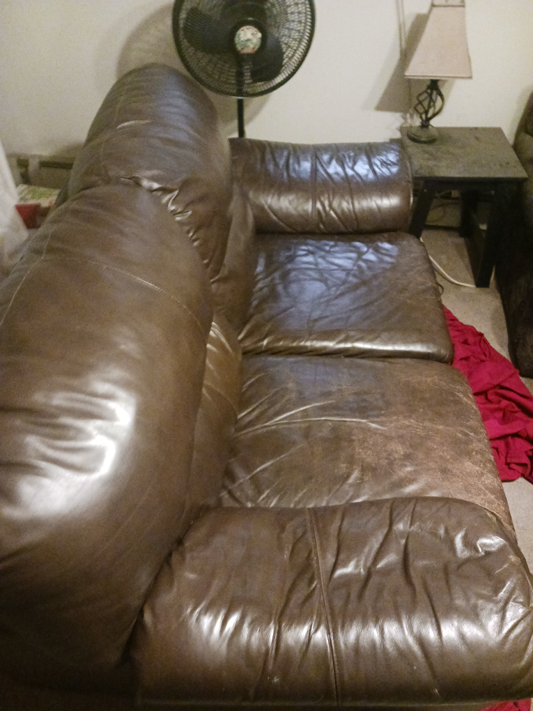 #Sale-Brown Leather Couch/Loveseat - photo 2