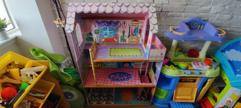 Wooden Dollhouse thumbnail