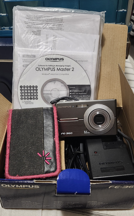Olympus FE-360 Digital Camera Kit - photo 2