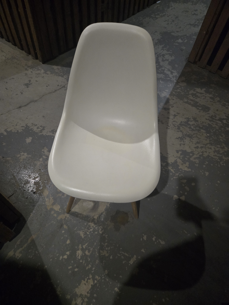ikea White Dining Chair - photo 2
