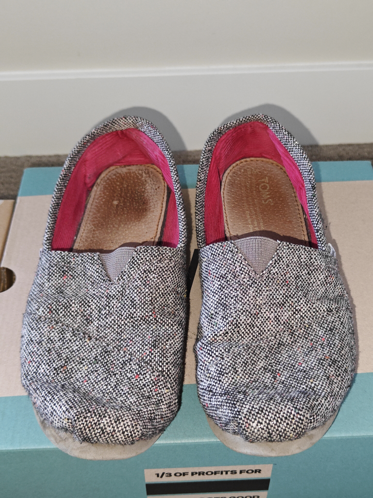 Toms Slip-On Shoes - Classic Silver Karsen - Women Size US W 8 - photo 2