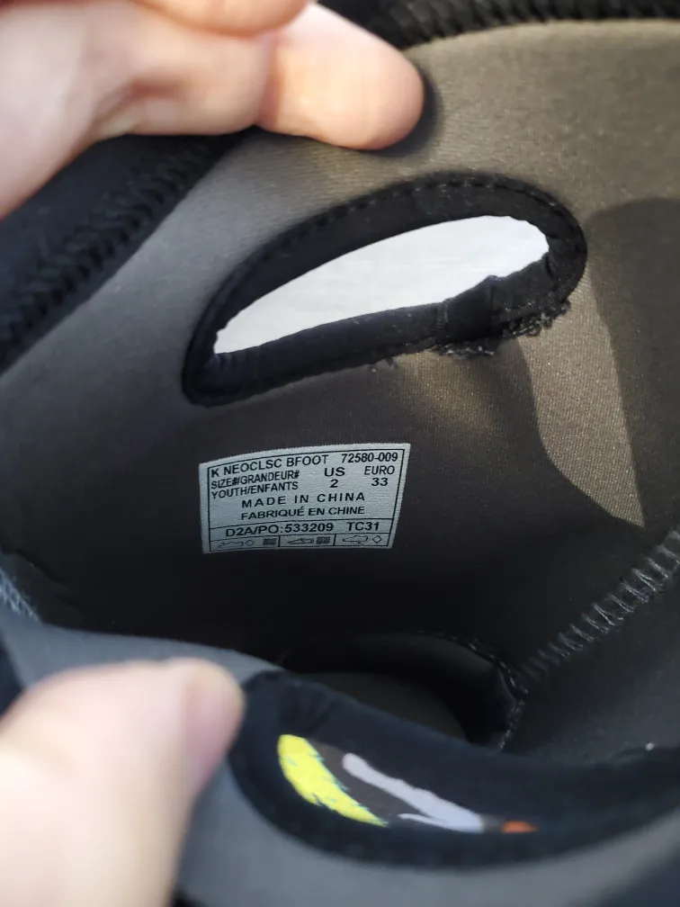 Bogs K Neocls Bfoot Youth Size 2 image indicator(3)