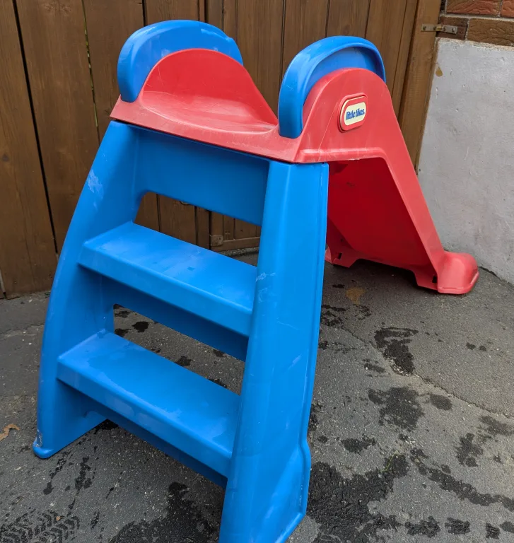 Summer Time Fun - Little Tikes Kids Slide ~ *Pre-Loved* image indicator(3)