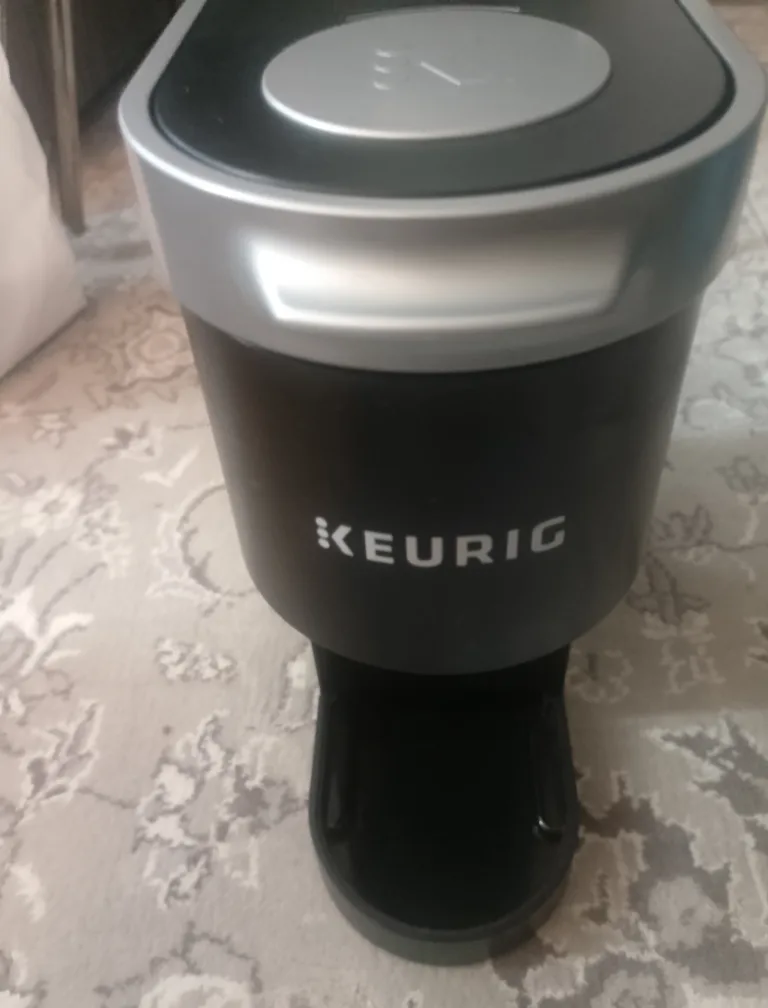 Keurig coffee maker thumbnail