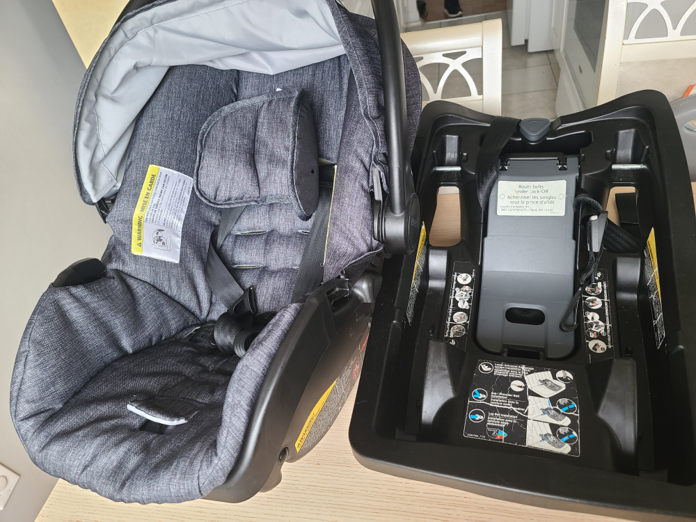 evenflo Infant Car Seat