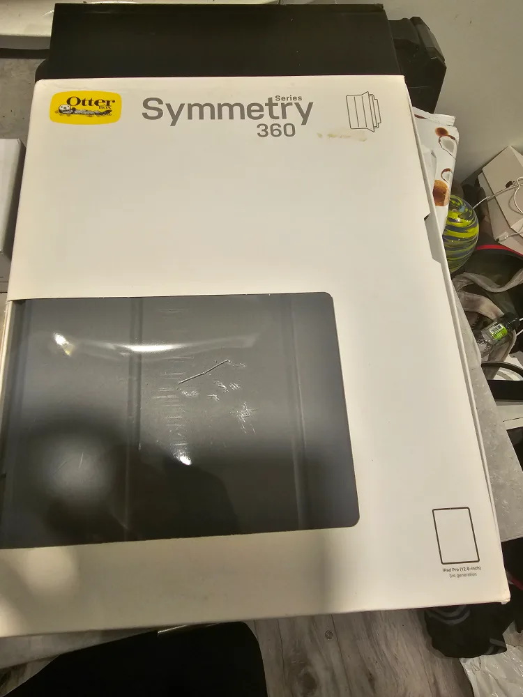 Otterbox Symmetry 360 Series iPad Case image indicator(2)