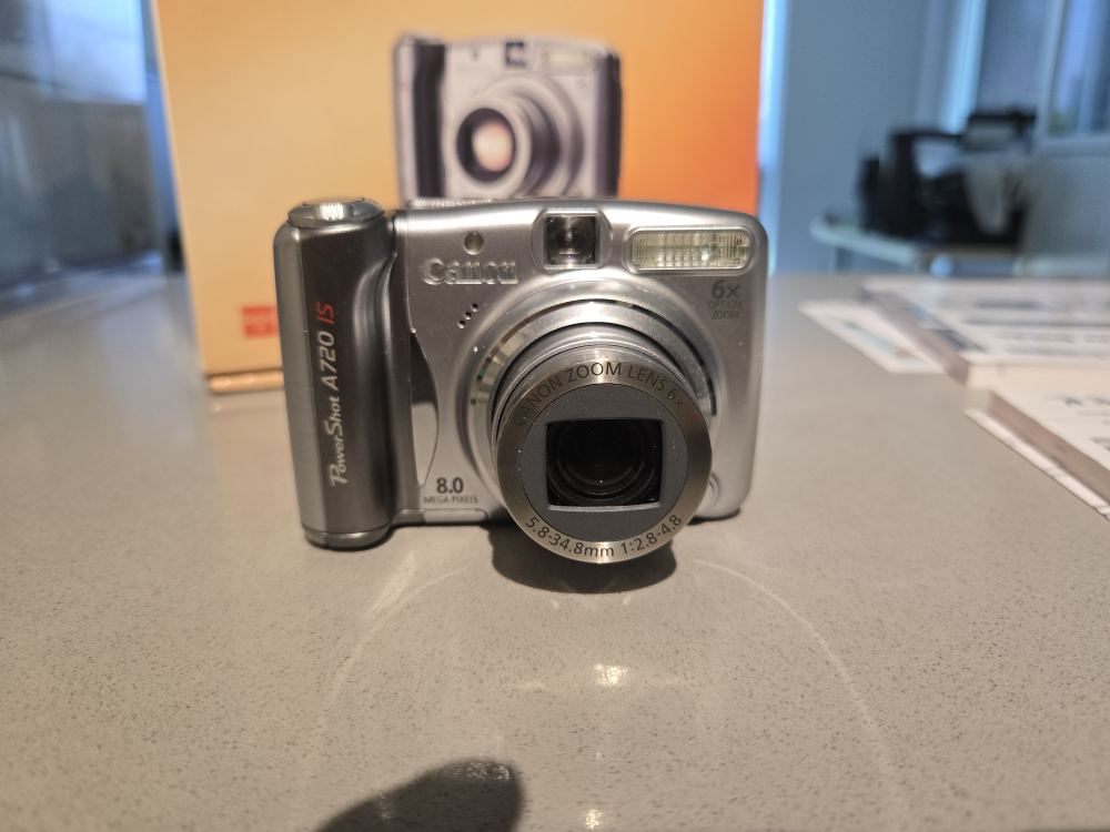 Canon PowerShot A720 IS Digital Camera - photo 2