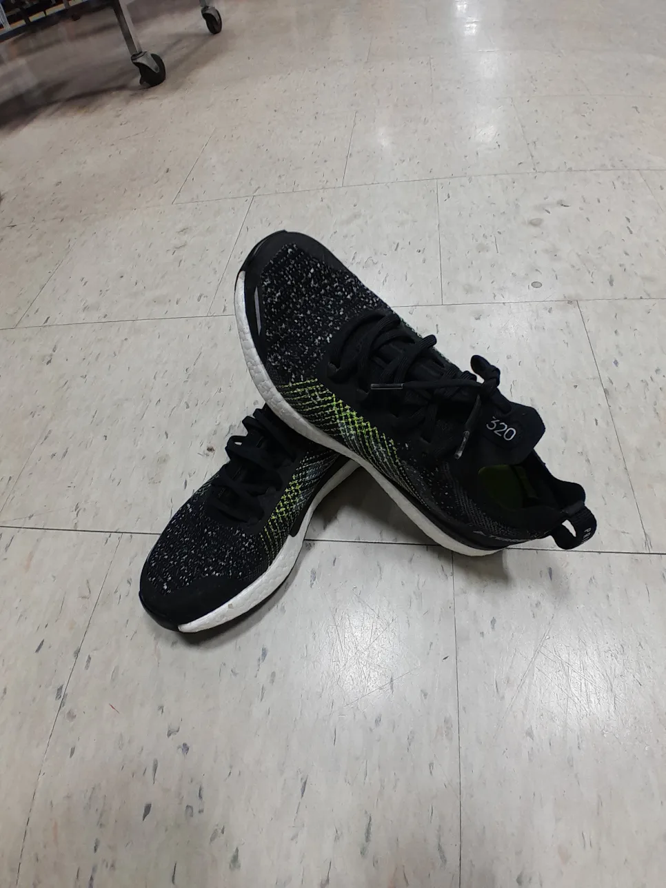 Black Running Shoes Original Terrex Premium Size 8 thumbnail