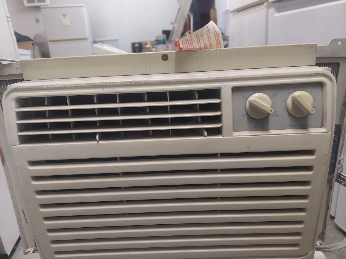 Danby Room Air Conditioner 5200 BTU thumbnail