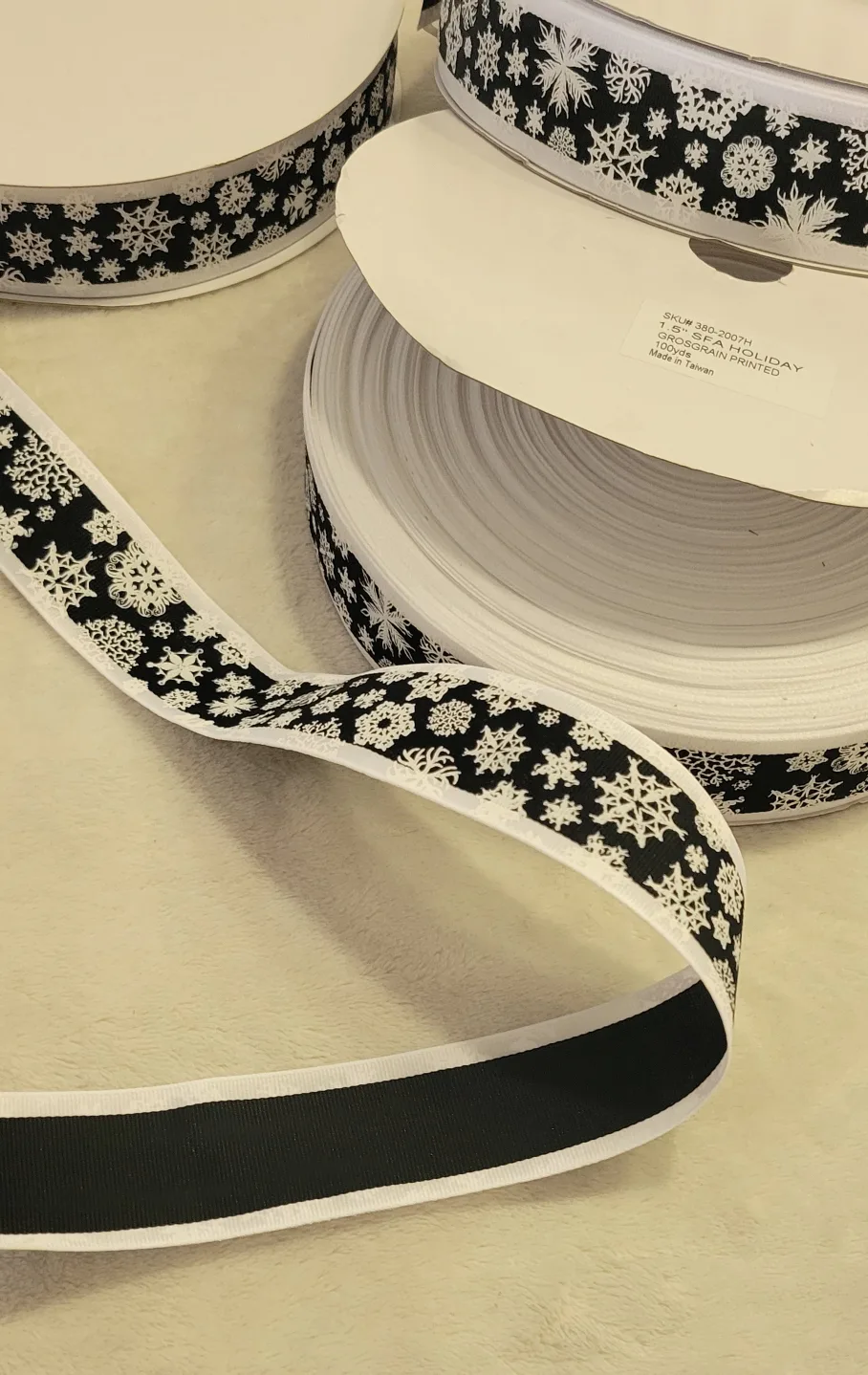 Snowflake Grosgrain Ribbon thumbnail