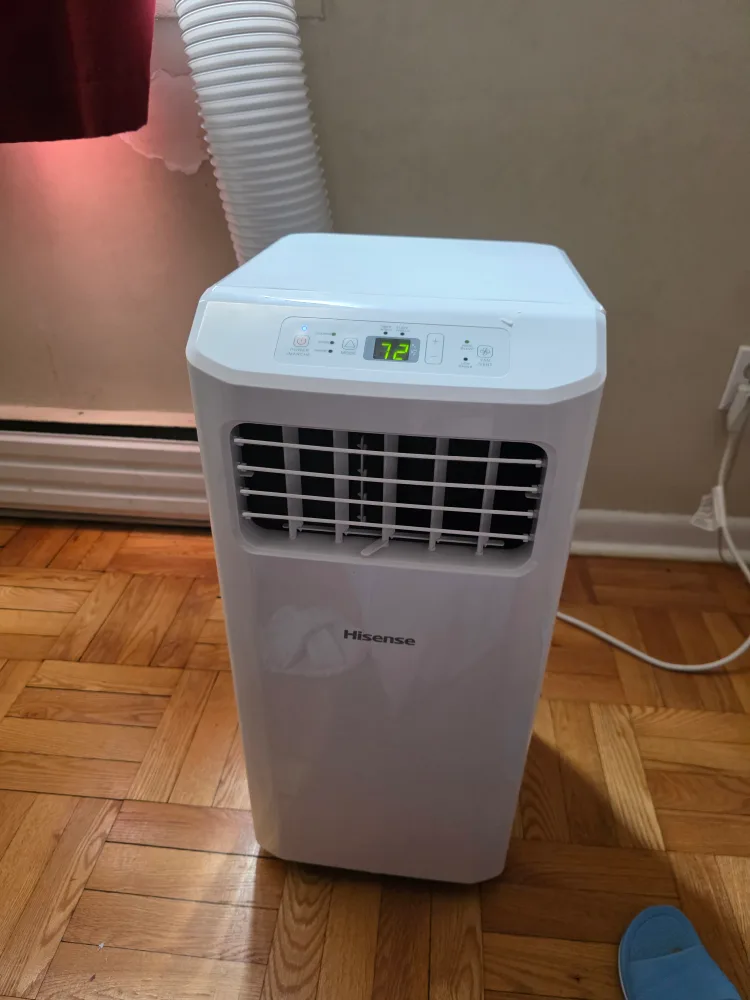 Hisense Portable Air Conditioner thumbnail