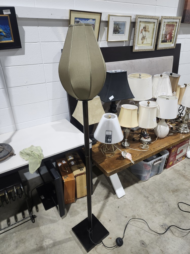 Tall standing lamp - photo 2