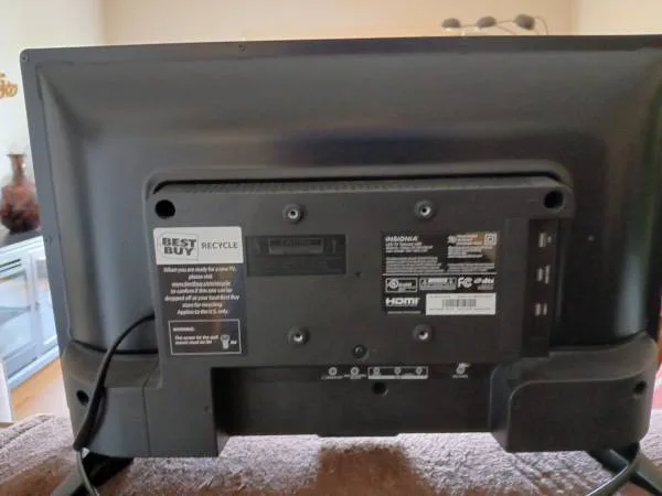 Insignia - 19" Class LED HD TV 720p image indicator(3)