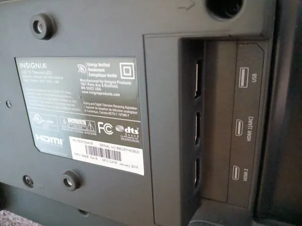 Insignia - 19" Class LED HD TV 720p image indicator(4)