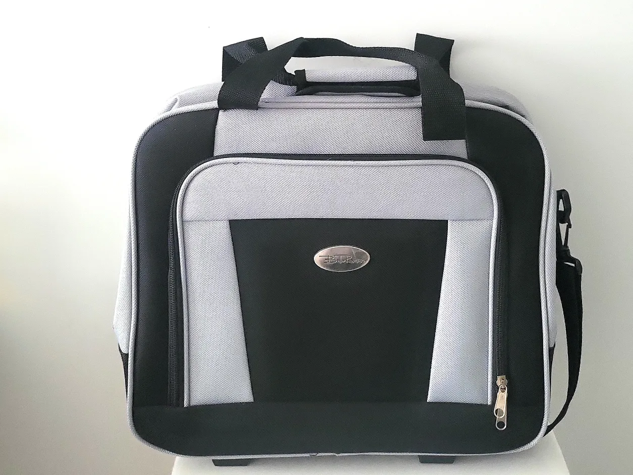 Bella Russo Rolling Laptop Bag with Handle image indicator(2)