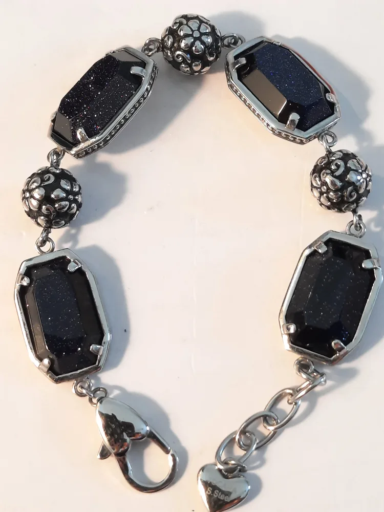 Tocara stsinless steel bracelet with sandstone image indicator(2)