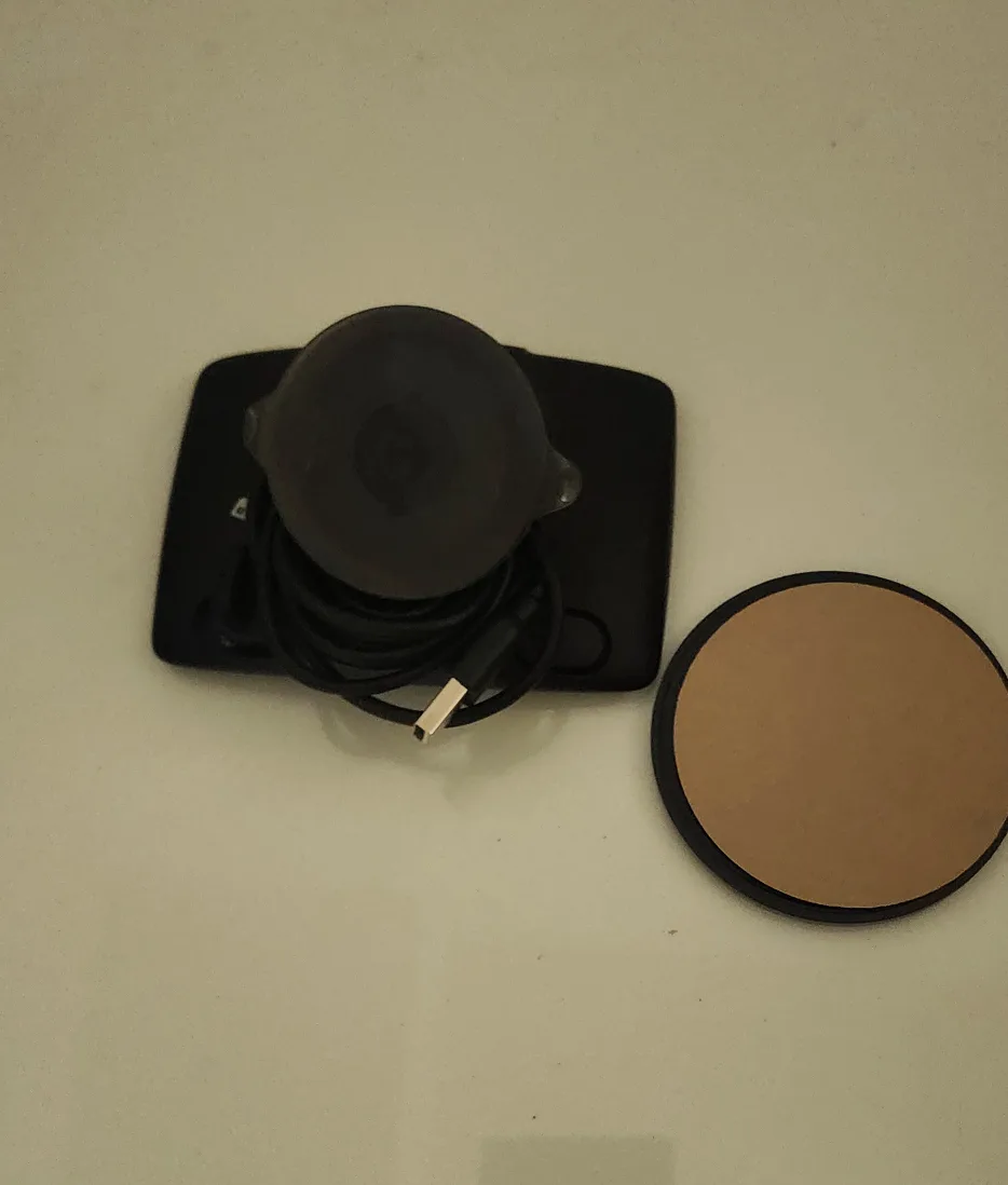 TomTom VIA 1415M GPS Navigator image indicator(2)