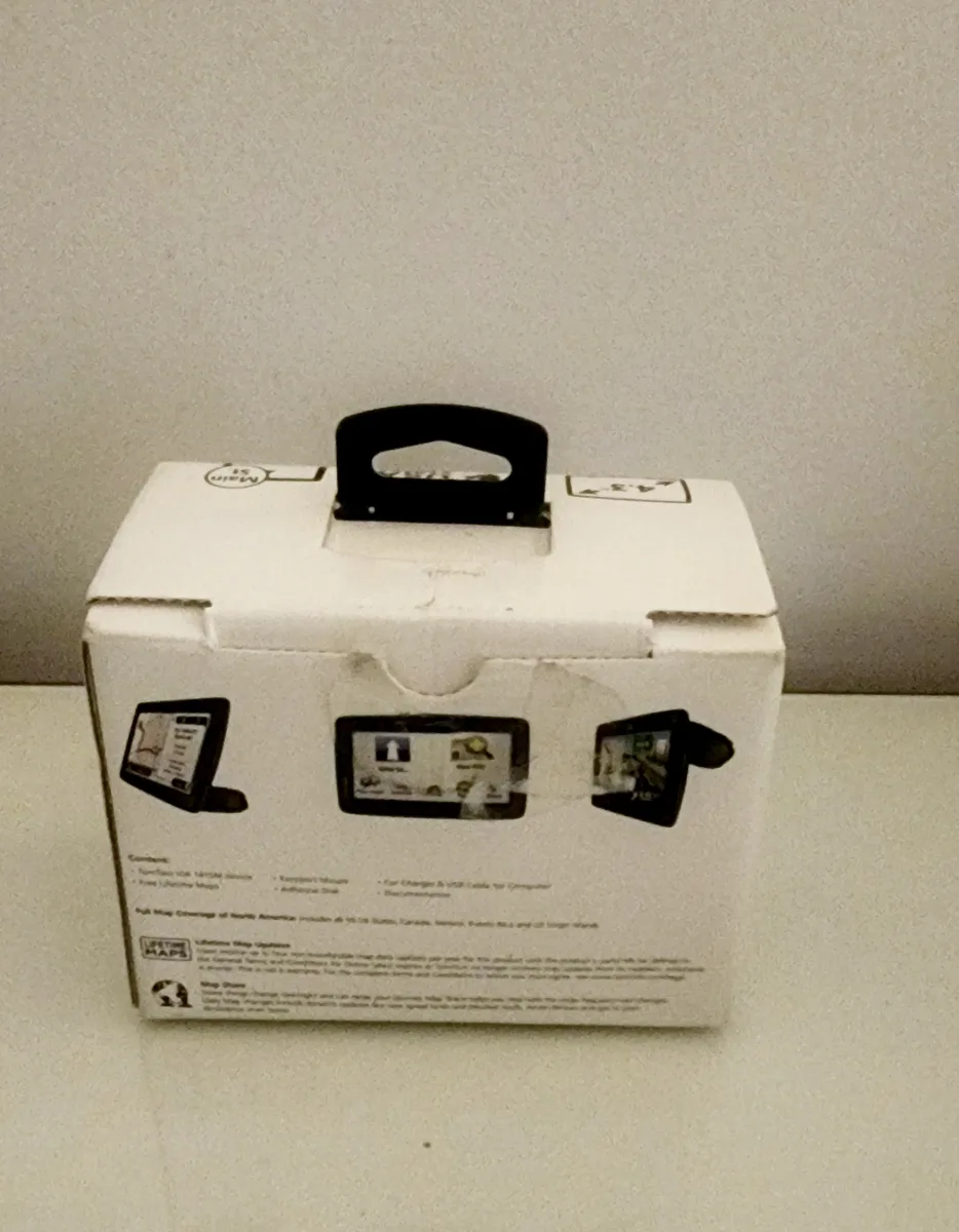 TomTom VIA 1415M GPS Navigator image indicator(5)