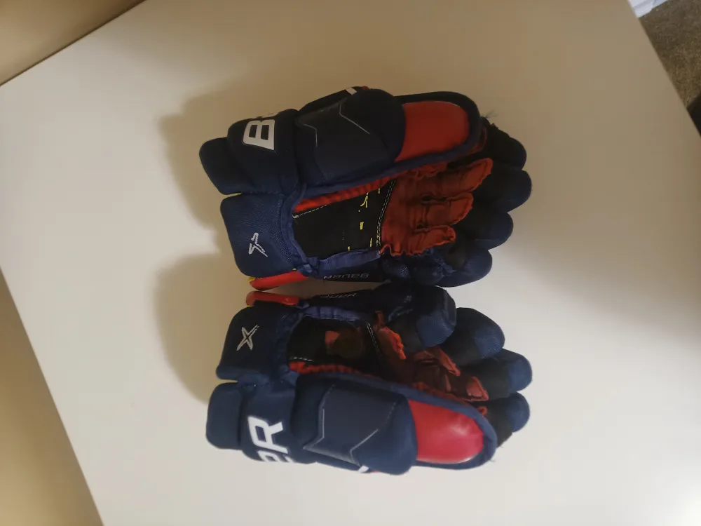 Bauer Vapor Hockey Gloves image indicator(2)
