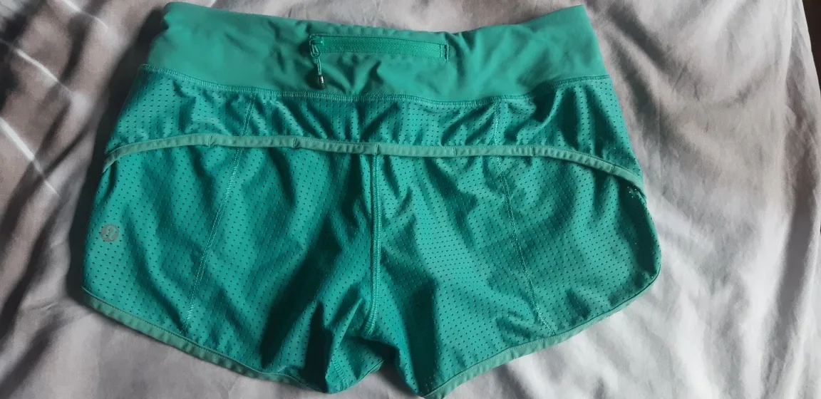 Lululemon Speed Short Mesh - Bali Breeze, Size 4 image indicator(3)
