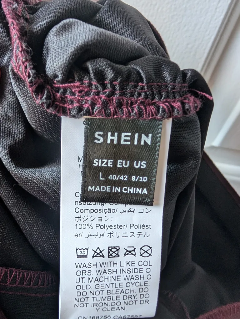 Shein Faux Leather Skirt - Size L image indicator(4)