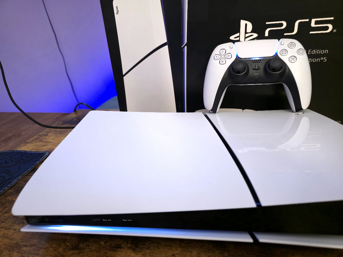 PlayStation 5 Slim Digital – Mint/Immaculate Condition - photo 2