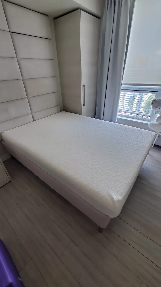 FREE Queen sized mattress (Available until June 30) thumbnail