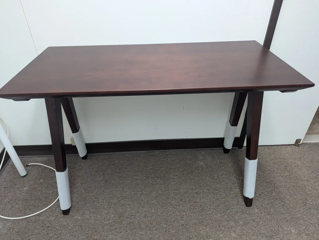 42in Solid wood writing desk image indicator(2)