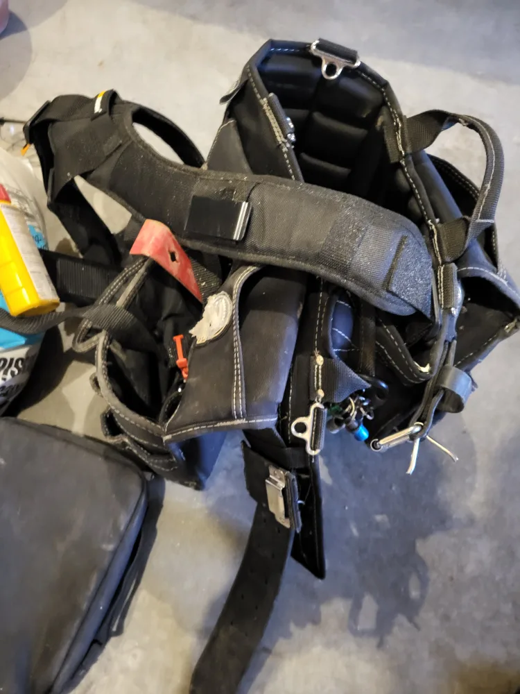 Gatorback Carpenters Toolbelt with suspenders thumbnail
