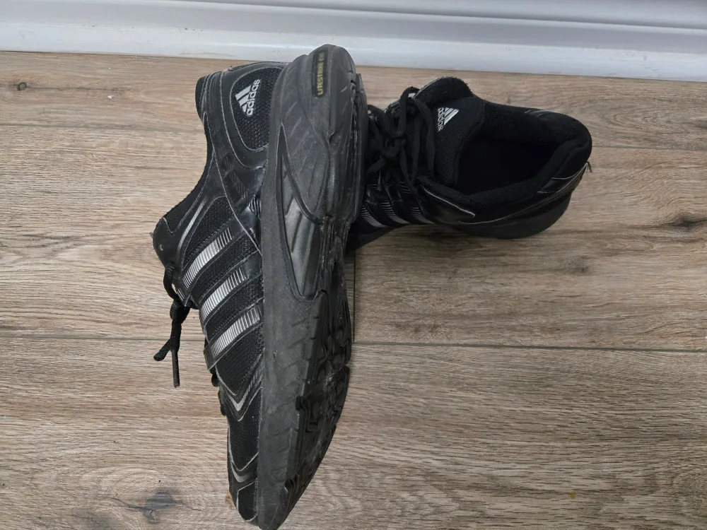 Adidas Black Sneakers image indicator(2)